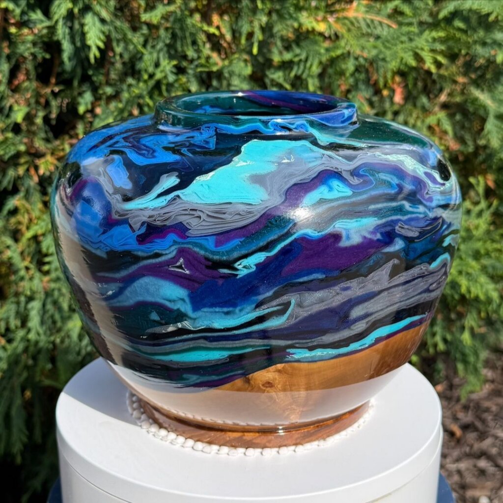 Blue Purple Hollow Form