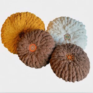 Yarn Pillow - Lg